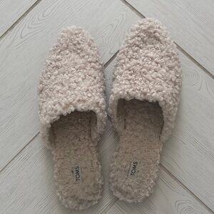 TOMS Women's Cream Curly Faux-Shearling Slip-Ons